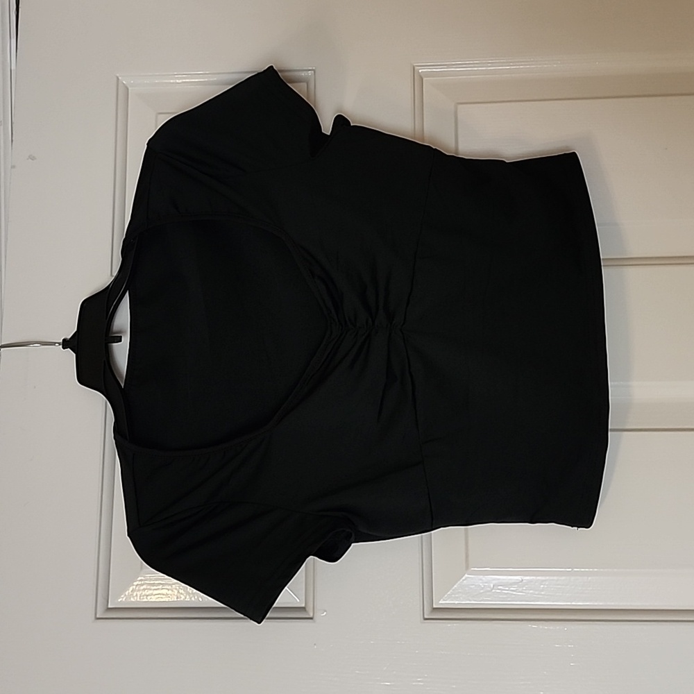 Shein black short sleeve crop top size large.